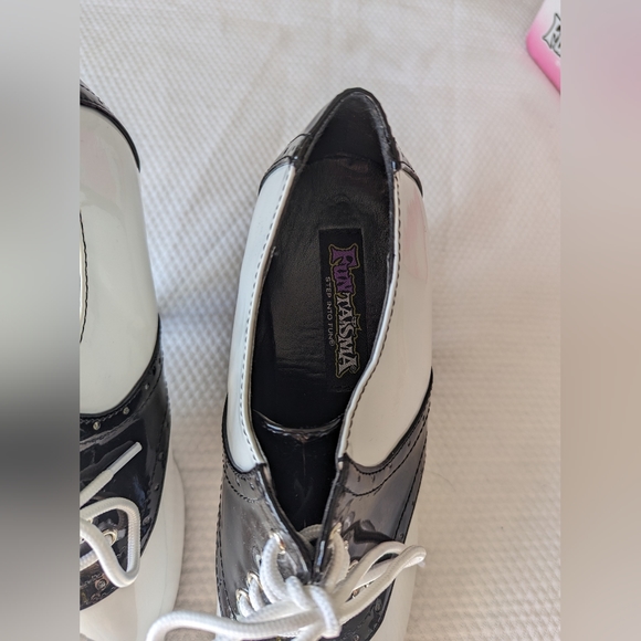 Funtasma Black & White Lace Up 4" Heeled Oxfords Model "SADDLE 48" SZ 6 . - Picture 5 of 7